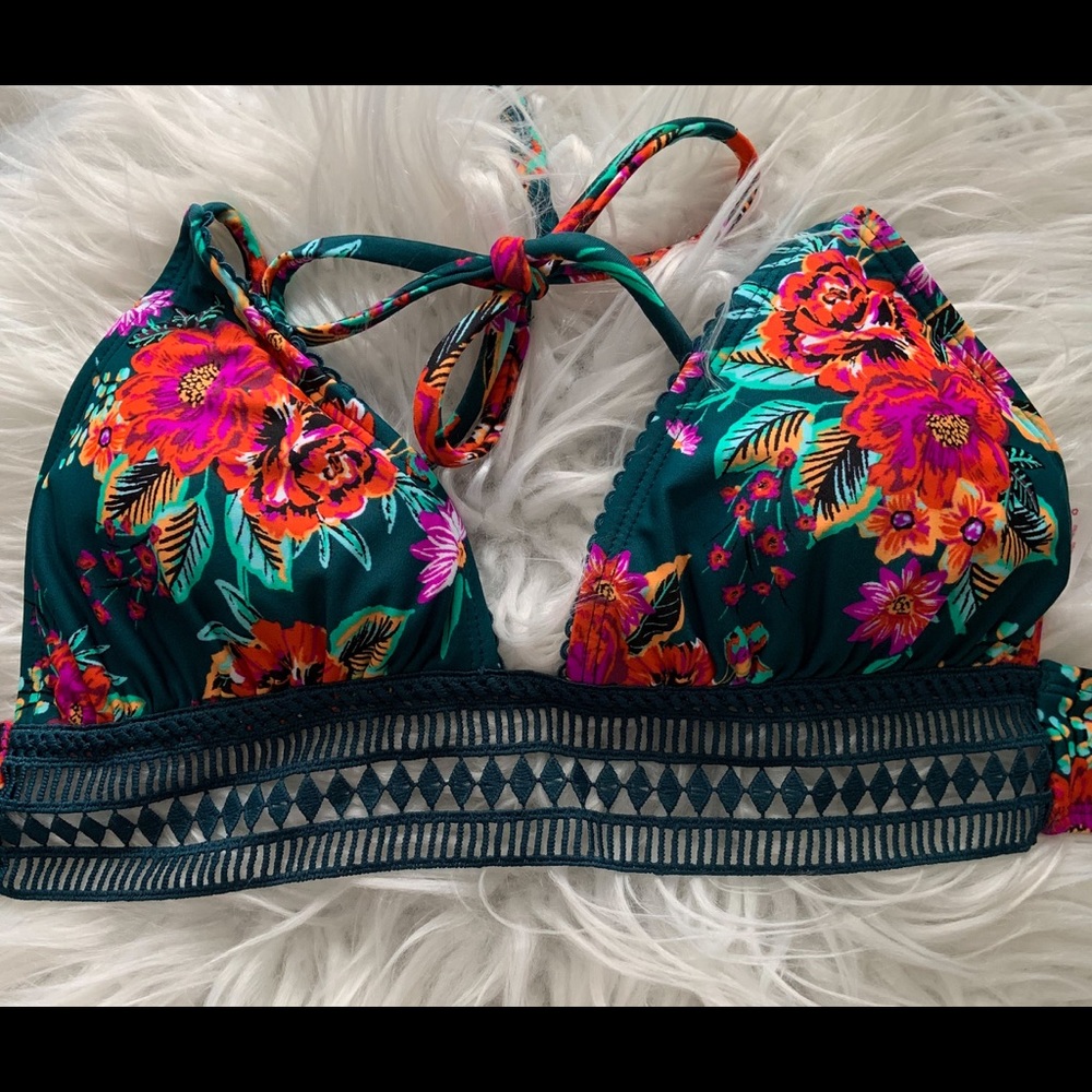 Xhilaration Swim Bikini Top